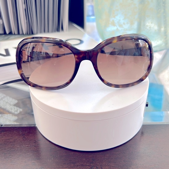 Chanel Sunglasses - Picture 1 of 13